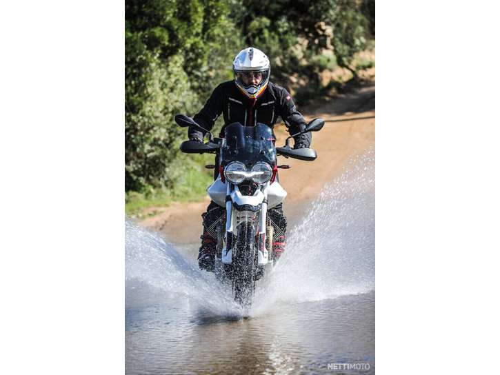 Moottoripyörä Moto Guzzi V85 2023 12960503