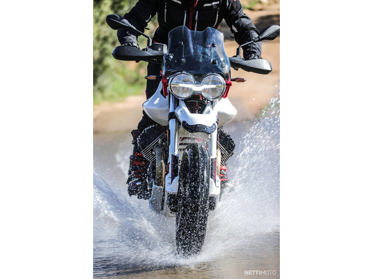 Moottoripyörä Moto Guzzi V85 2023 12960504