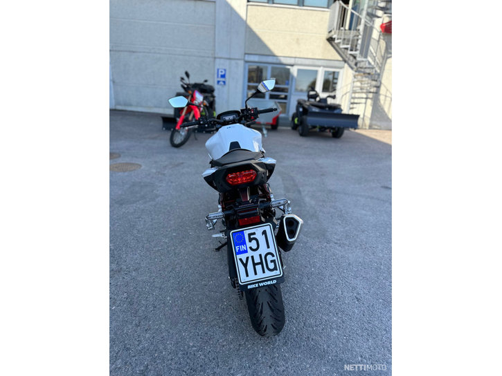 Moottoripyörä Honda CB 2024 13433534