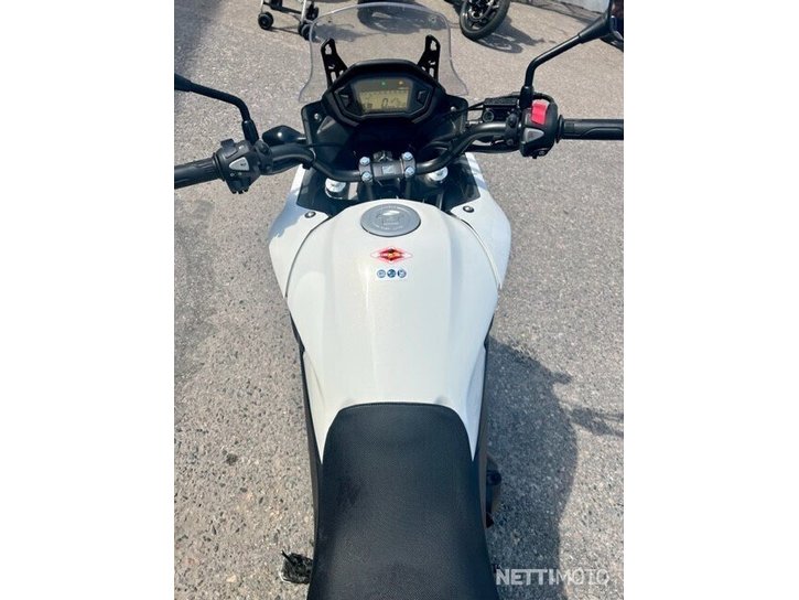 Moottoripyörä Honda CB 2015 13897757