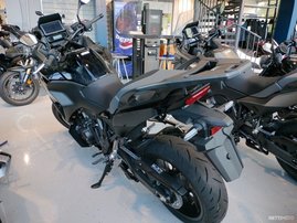 Moottoripyörä Honda NT 2022 14688565