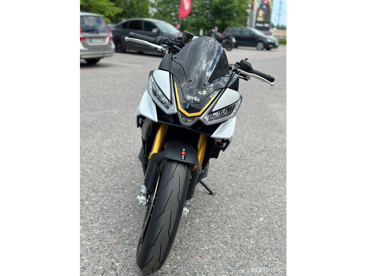 Moottoripyörä Aprilia Tuono 2024 16656095