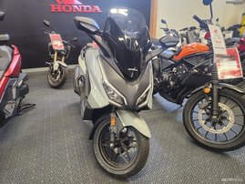 Honda Forza 3064950