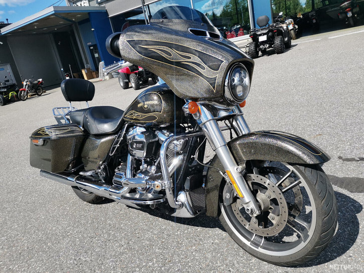 Moottoripyörä Harley-Davidson Touring 2016 17180041