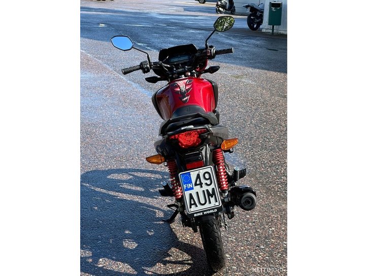 Moottoripyörä Honda CB 2021 17300975