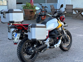 Moottoripyörä Moto Guzzi V85 2020 17308418