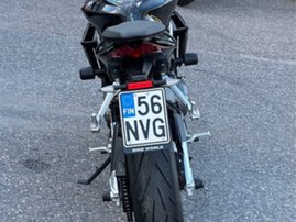 Moottoripyörä Aprilia Tuono 2022 17310798